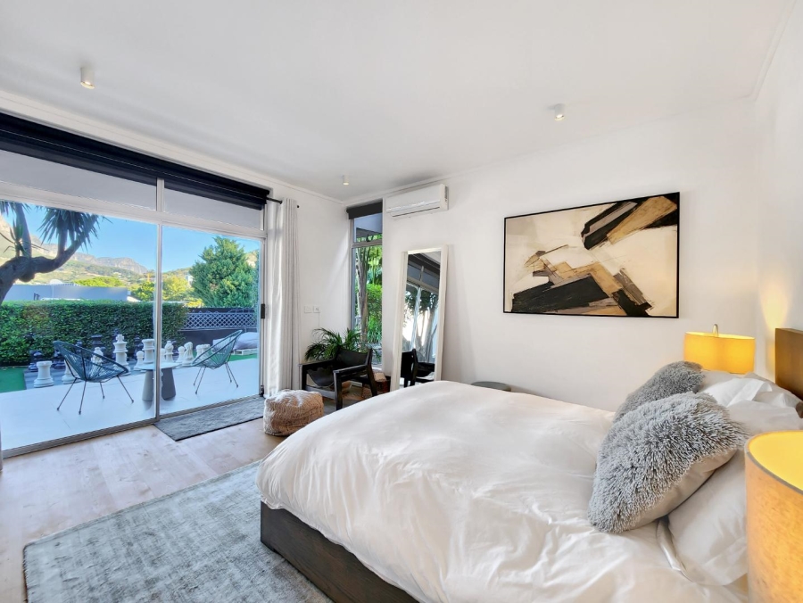 4 Bedroom Property for Sale in Tamboerskloof Western Cape